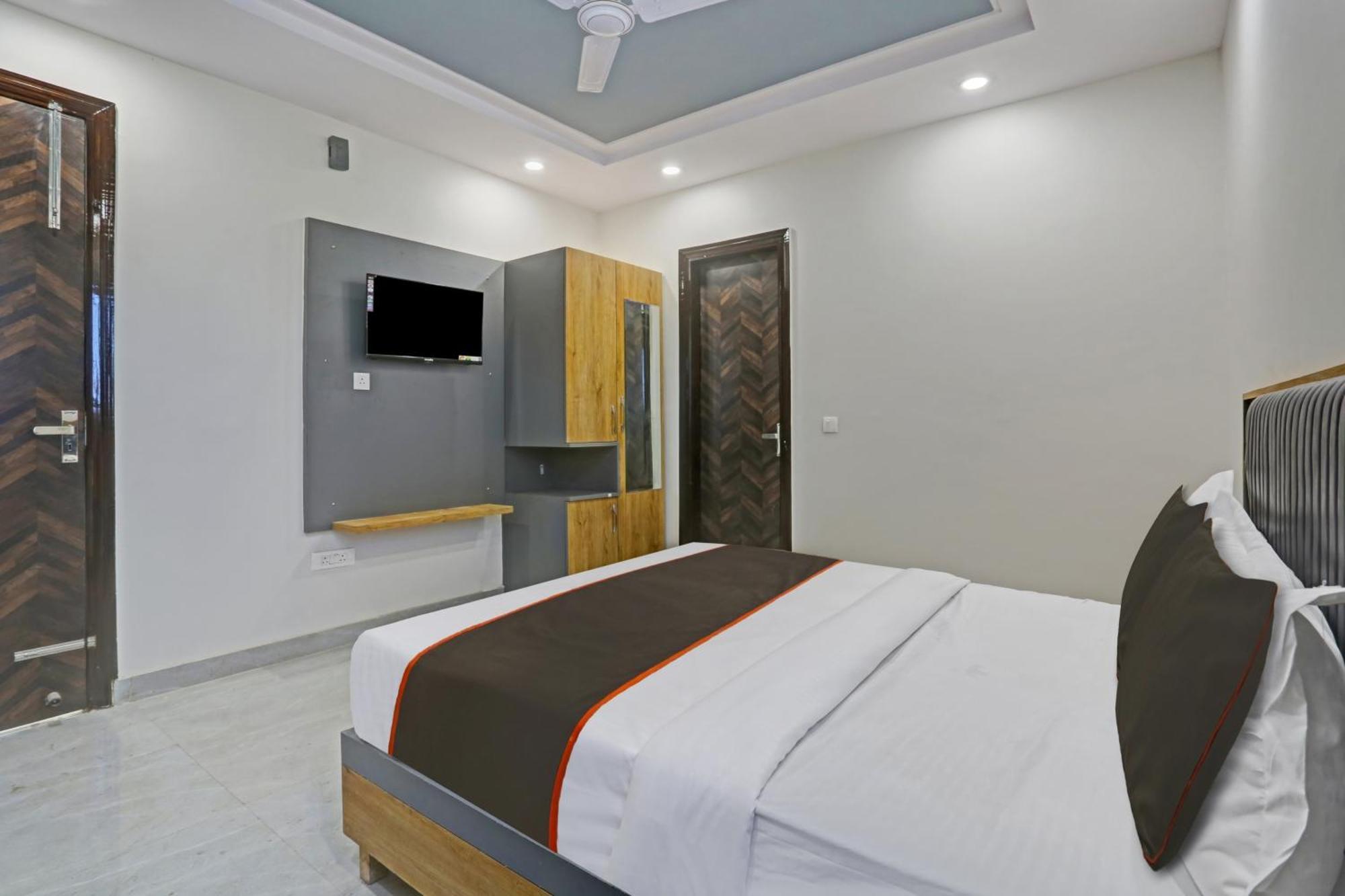 Hotel Townhouse Vip Grand Delhi  Esterno foto