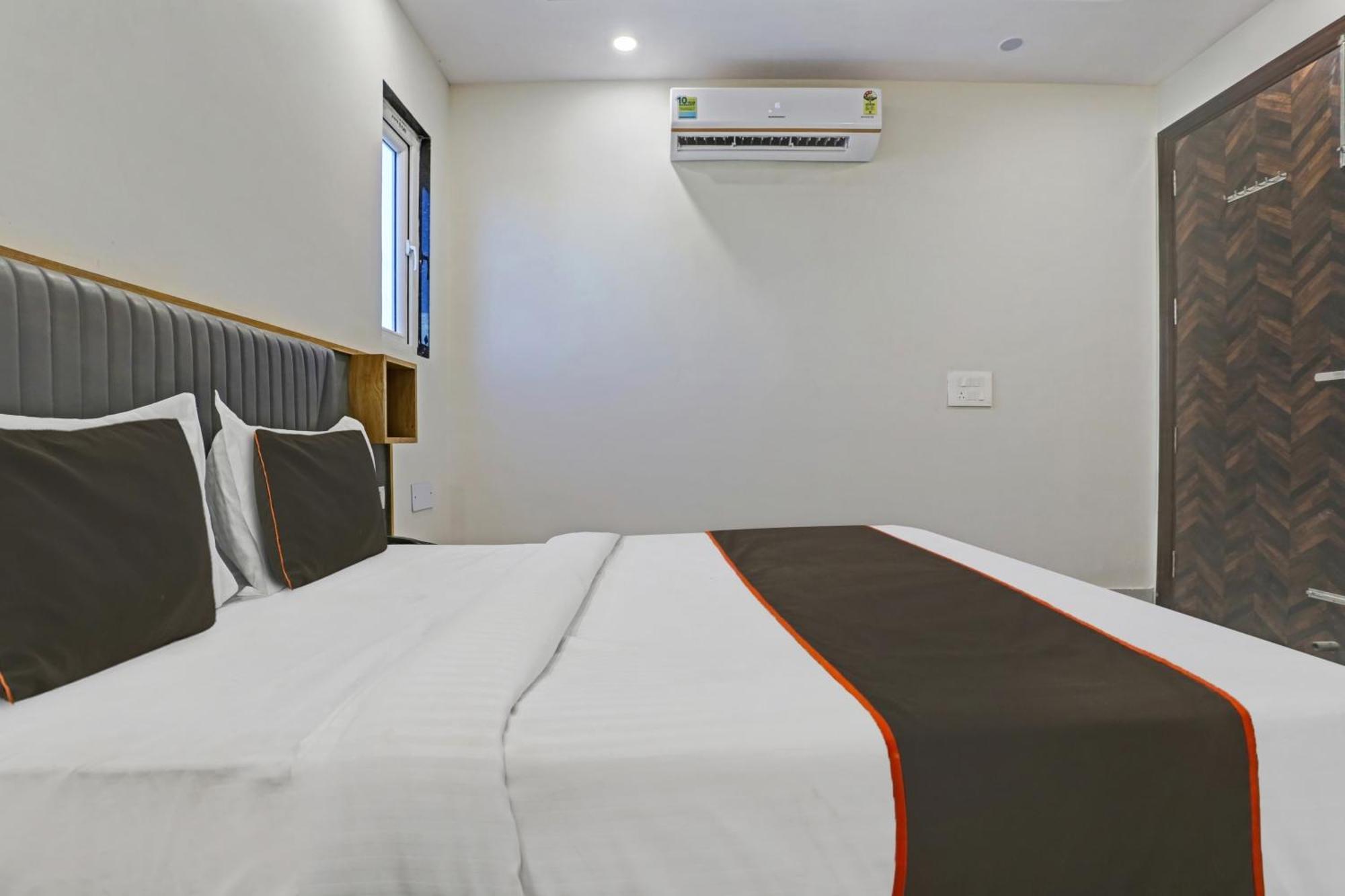 Hotel Townhouse Vip Grand Delhi  Esterno foto